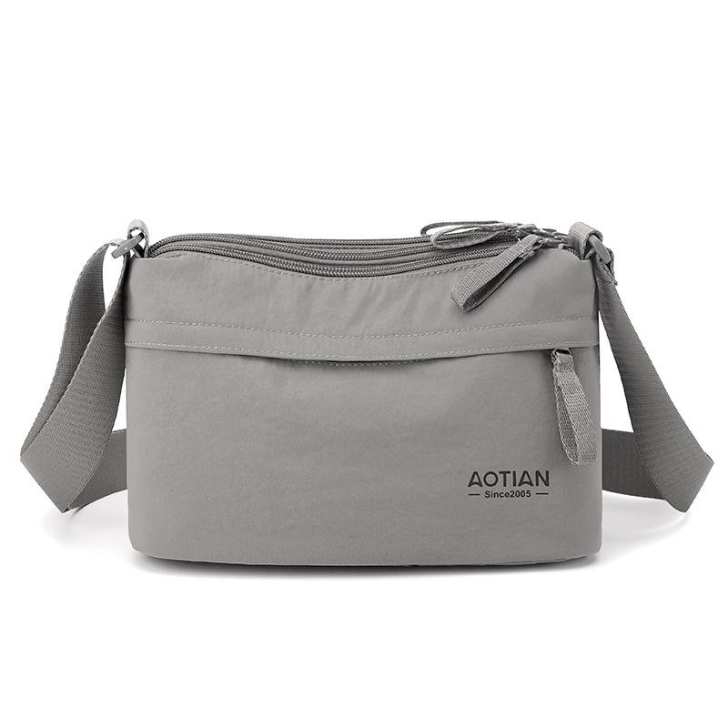 

Деловой темперамент Мужская водонепроницаемая сумка через плечо - Модная, Вместительная, Однотонная, Высокое качество для поездок на работу Small светло-серый