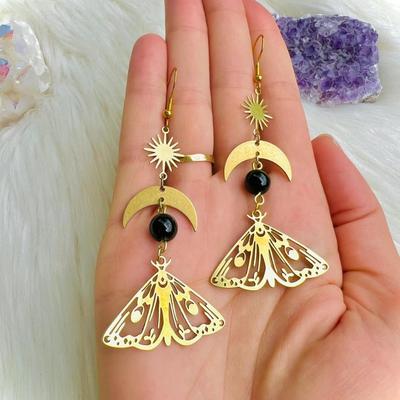 Bohemia Black Glass Beads Gold Color Moon Hollowed-out Moth Pendant Dangle Earrings for Women Halloween Witchcraft Charm Jewelry