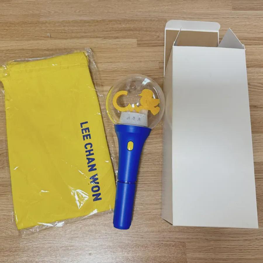 

Лайтстик Ли Чанвона