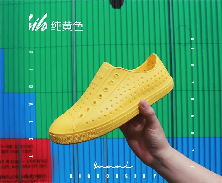 Men's Sandals Casual Outdoor Summer Hole White Shoes Breathable and Non Slip Soft Soled Shoes Canvas Shoes Dance