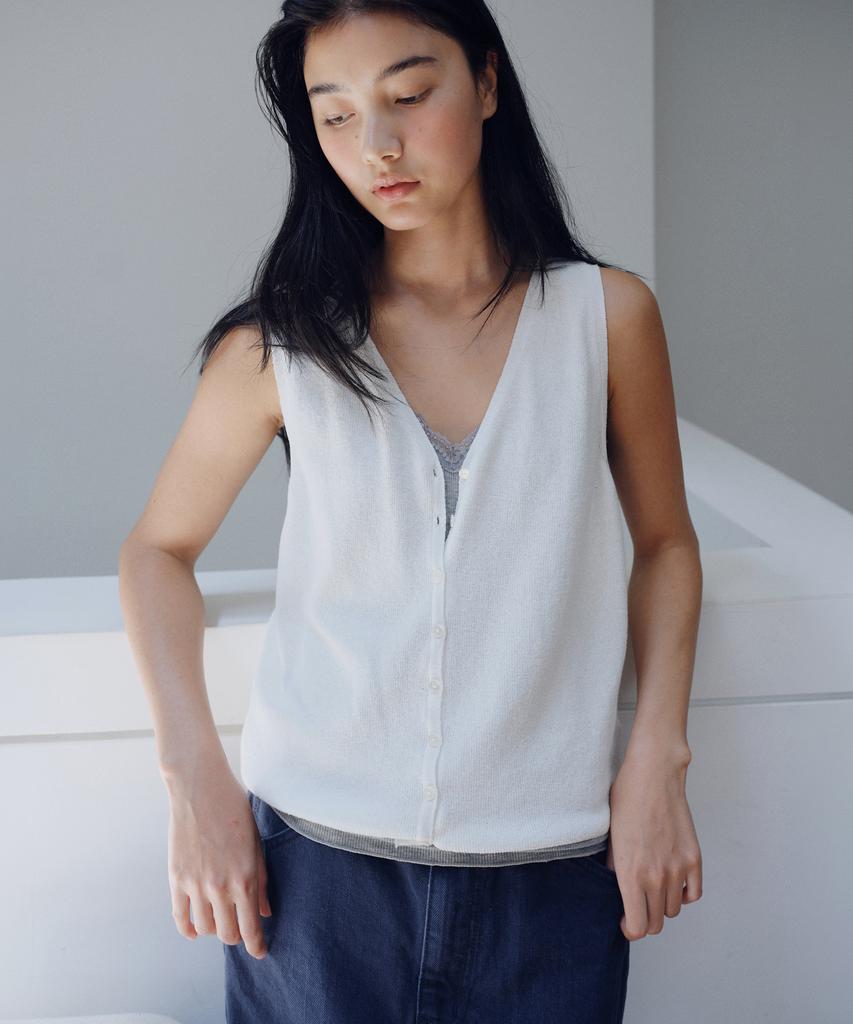 Yulago Button-Up Knit Vest