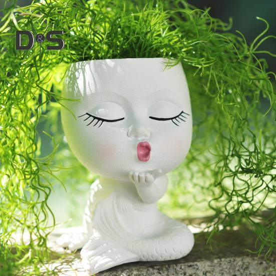 Face Planter Pot with Drainage Hole Resin Kissing Women Head Figurine Flowerpot Indoor Outdoor Plants Container Home Balcony Garden Decoration