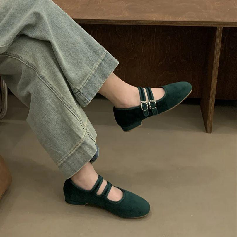 Fashion IPPEUM Ballet Flats Velvet Shoes For Women Buckle Round Toe 2025 New Ballerinas Zapatos Mujer Mary Jane Shoes