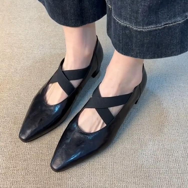 Retro Mary Jane Schuhe aus Leder mit kleinem quadratischem Kopf und gekreuzten Riemen für Damen, 2025 neue Frühjahrsschuhe mit dickem Absatz, mittelhohem Absatz und für den Arbeitsweg