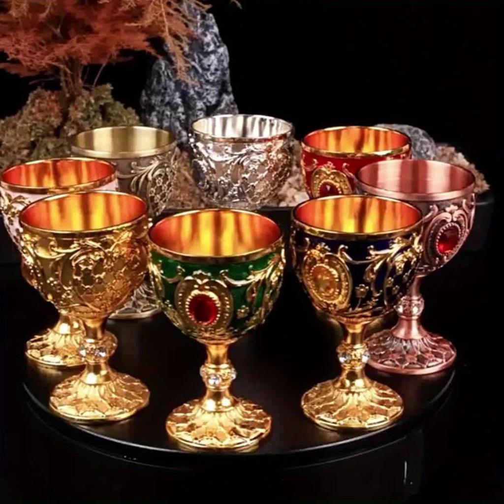 Vintage Holy Grail Medieval Goblet Hand Engraved Metal Wine Glass European Style Home Bar Drinkware Dining Room and Home Decor