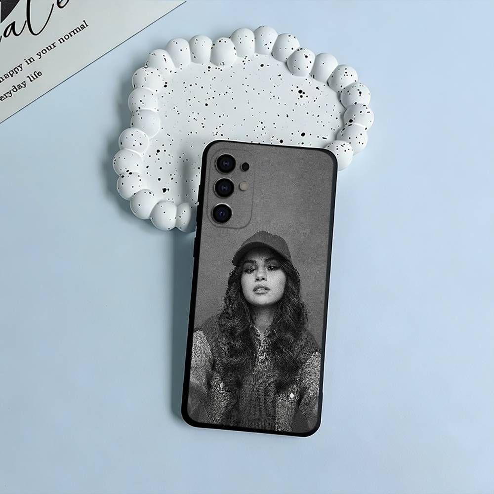 S-G-Selena- Gomez Soft Silicone Case for Samsung S25, S24, S21, S22, S23, S30, Ultra, S20, Plus, FE, Lite-Black