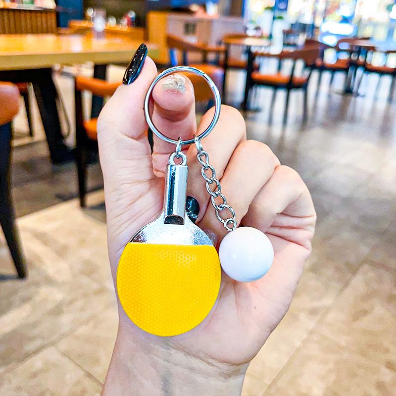 

Брелок для настільного тенісу: Креативний спортивний кулон та подарунок для вболівальника