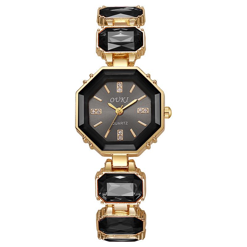 

Маленькие кубические конфетные часы, Большой драгоценный камень, Разноцветный изум, Нишевые, Высококлассные, Легкий люкс, Модные часы-браслет для женщин чёрный