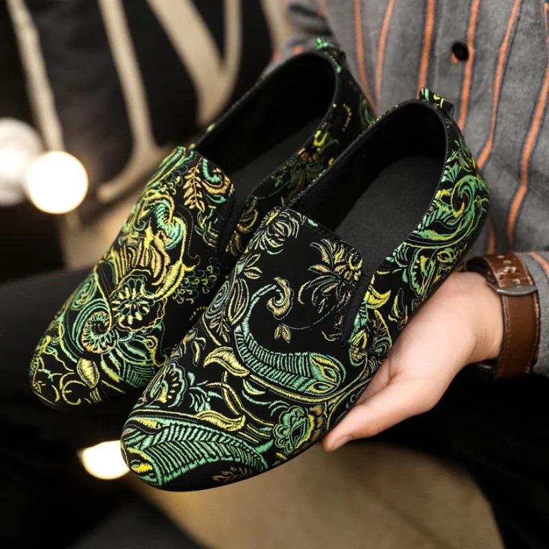 2025 New Men Casual Shoes Luxury Embroidery Men Loafers Light Comfortable Driving Shoes Fashion Party Shoes for Men Flats 39-46