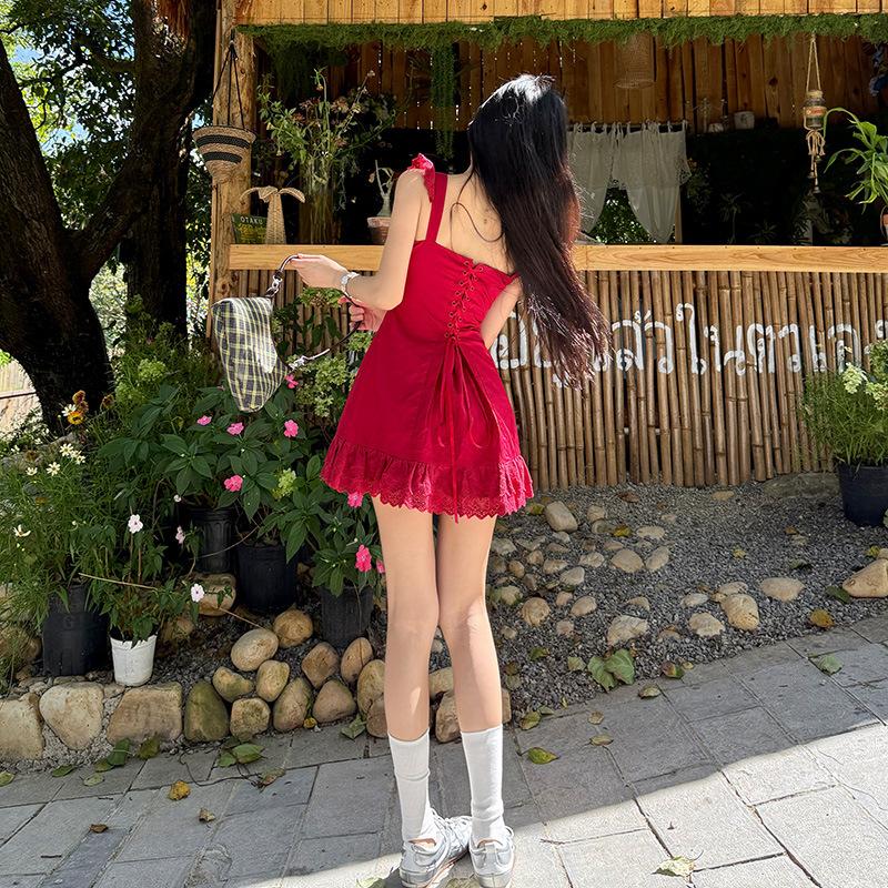 Sweet red short skirt women's summer seaside vacation flying sleeves straps waist A-shaped skirt Spice girl small dress