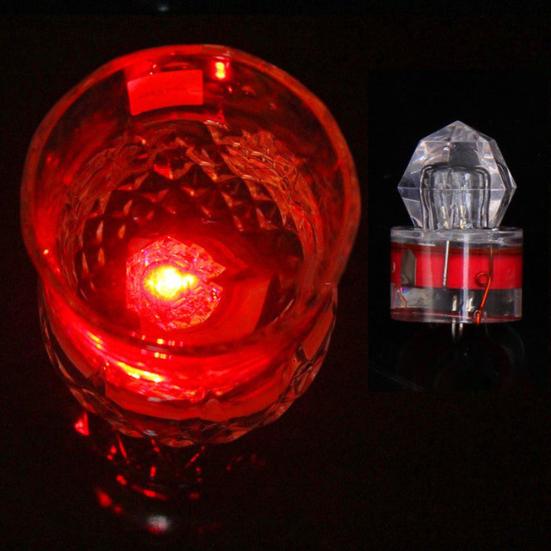 Fankeao Deep Sea Diamond Shape Underwater LED Fishing Light Squid Strobe Bait Lure Tool