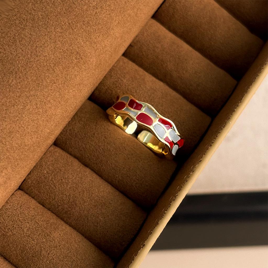 Adjustable Retro High-End Women's Ring: Light Luxury, Artistic Antique Style, Niche Fashion Open Ring