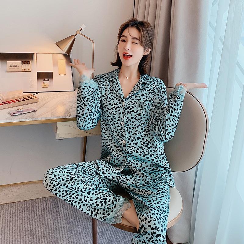 Spring and Autumn new leopard print pajamas women's ice silk thin long-sleeved small lapel Korean version can be worn outside loungewear suit