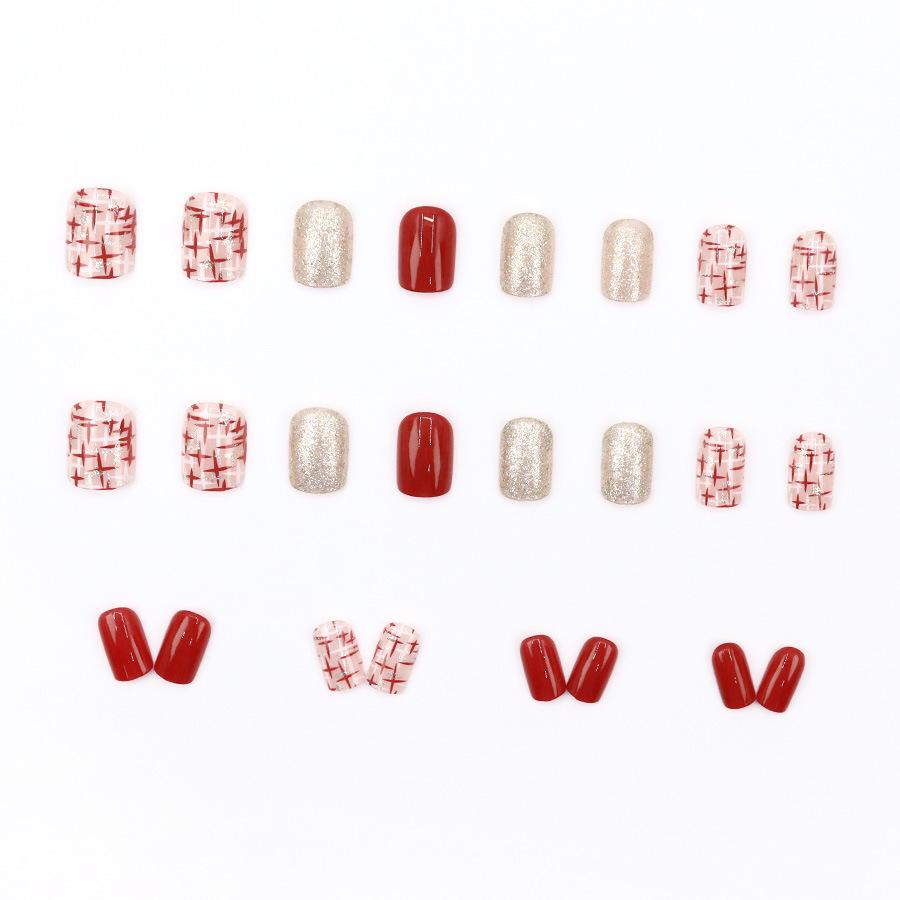 24 Pieces Autumn and winter white small fragrant plaid light luxury high sense atmosphere short 24 pieces wearable nails