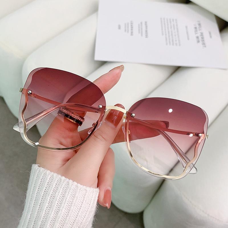 New Trend Frameless Cut Edge Sunglasses Fashion Women's Butterfly Shaped Eyeglasses Personalized And Cool Pography Shades