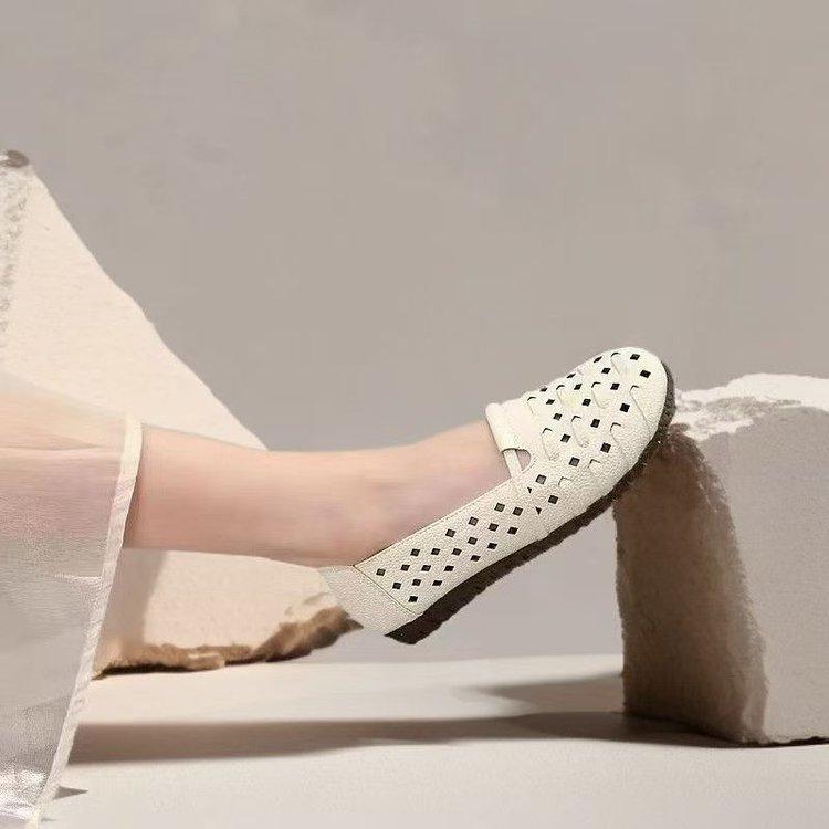 

Летняя обувь с полыми отверстиями, мягкая подошва, повседневная дышащая обувь на одной педали, плоские одинарные туфли женские 40