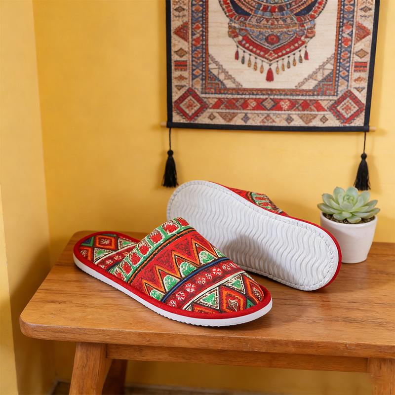 1Pair Disposable Breathable Entertaining Guests High Quality Animal Print Hotel Supplies Non-Slip Travel Slippers Multiple Colors