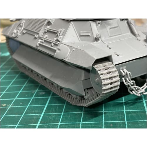 Chino Model 1/35 Scale FCM36 Working Track Links, Plastic Model Parts, CM-075