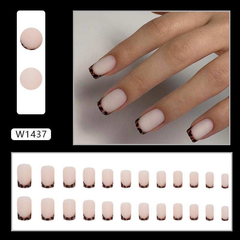 Голый розовый французский черный коричневый леопардовый принт сладкий ретро ins стиль белый накладные ногти ногти маникюр 24 штуки