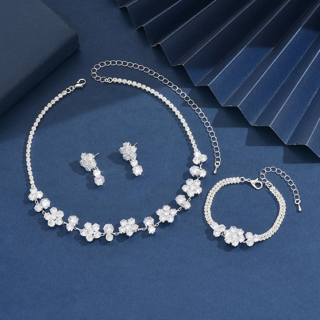 Middle Eastern Simple And Noble Zircon Jewelry Set Four-Claw Necklace Earrings Bracelet Bridal Temperament Set Wedding Accessories