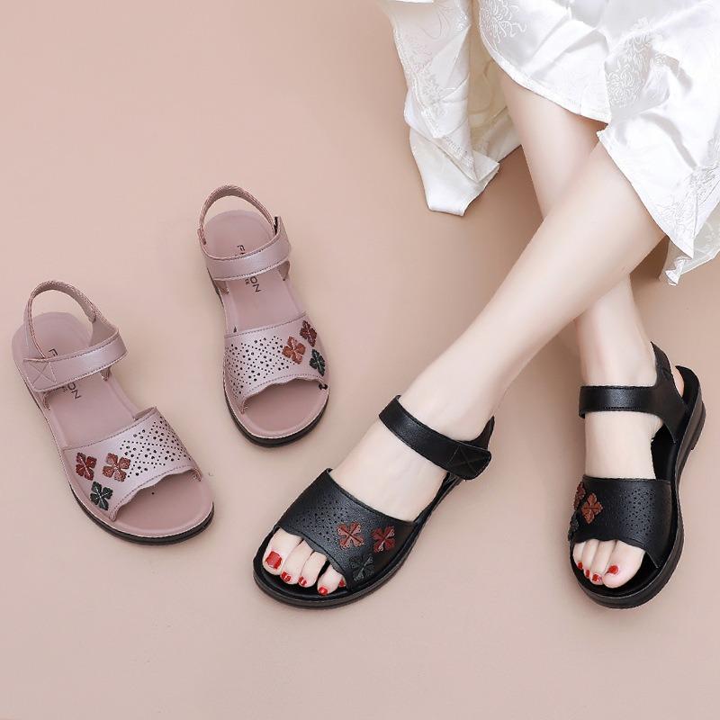 New Sandals Medium and Old Women's Shoes Summer Flat Non-slip Middle-aged Soft Sole Summer Comfortable Elderly Shoes
