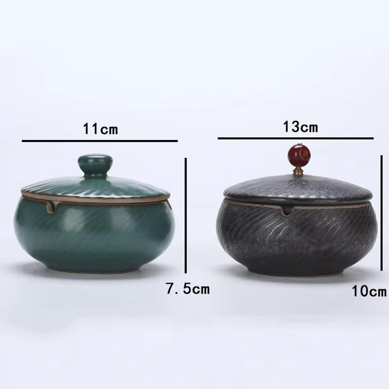 European Ceramic Ashtray with Lid Kiln Glazed Desktop Ashtray Retro Ashtray Ornaments Creative Home Anti-fly Ash Storage Box