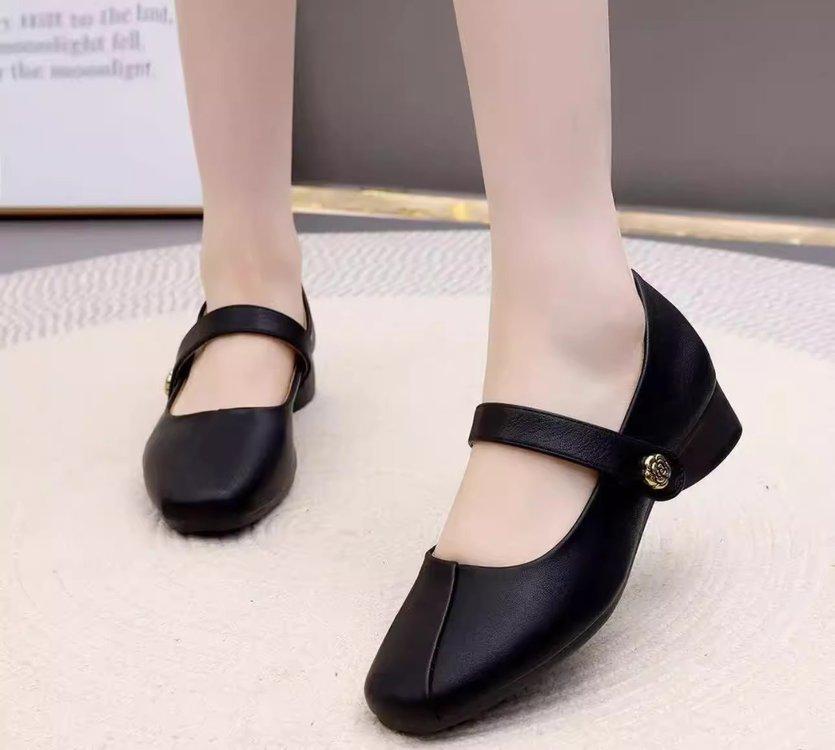 French Mary Jane shoes New autumn models with skirts Gentle small leather shoes Retro commuter shoes