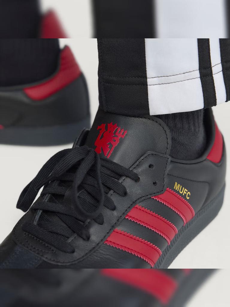 Adidas SAMBA Licensed Manchester United Casual Football Shoes - Adidas JQ4036
