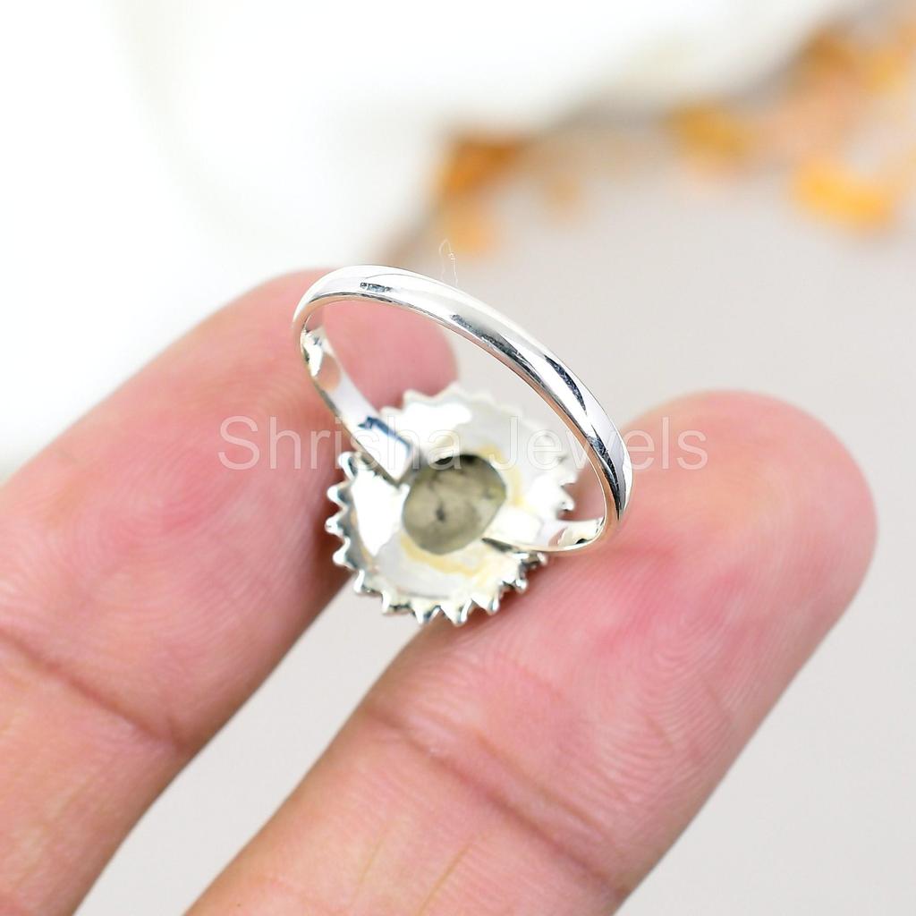 Prehnite Gemstone 925 Sterling Silver Green Gemstone Oval Shape Handmade Jewelry For Women