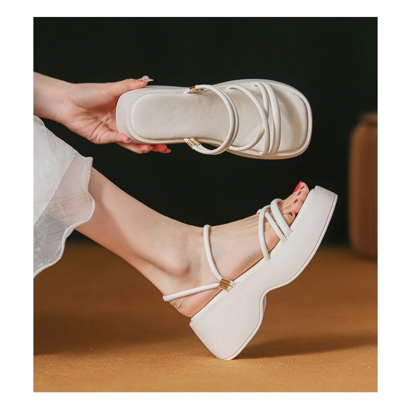 Sandales Romaines d'Été à Semelles Épaisses pour Femmes Nouvelles Sandales à Talons Hauts Rehaussées