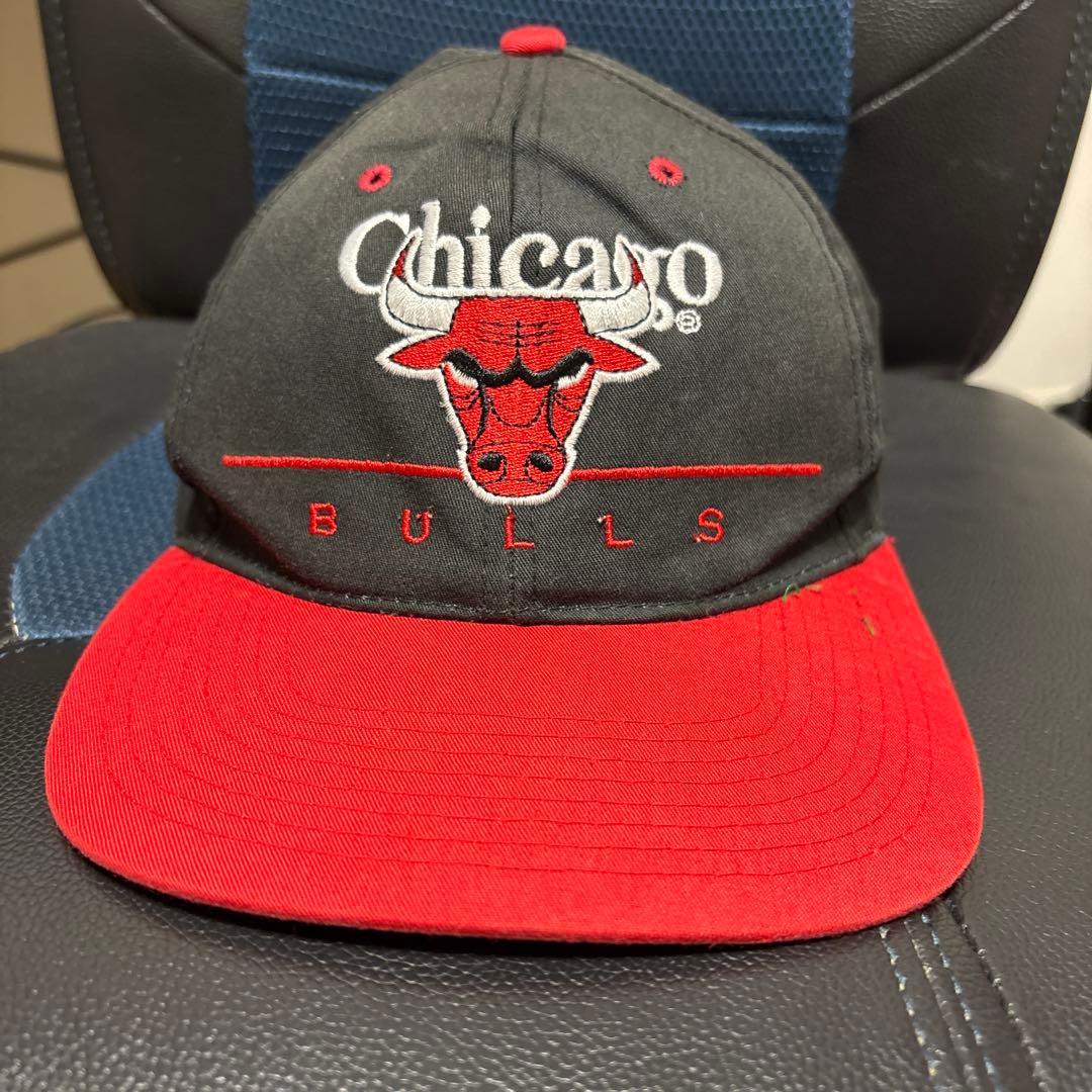 Used Chicago Bulls Cap Black/Red 90s