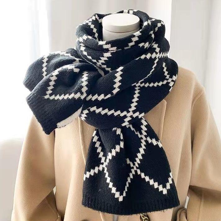 Cute Soft Girl Women's Plaid Scarf Autumn Winter Korean Style Versatile Thickened Warm Knitted Wool Neck Warmer