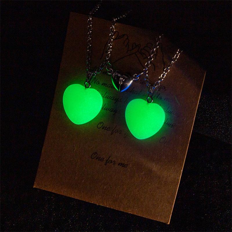 2023 Leuchtendes Sechseckiges Naturstein Herz Anhänger Halsketten Set mit Magnetischer Partnerfunktion