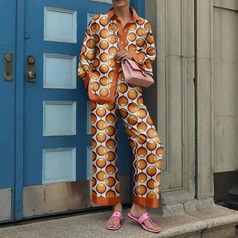 Grünes geometrisches Print Damenhemd und Wide Leg Hosen Kombinationsset