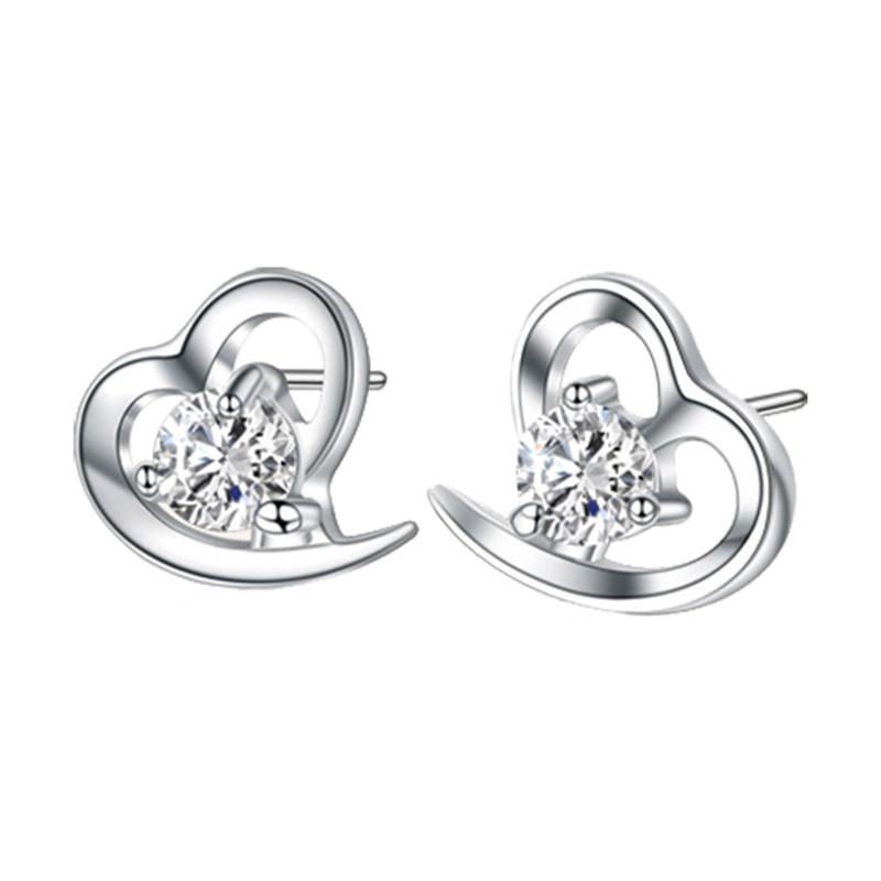 Ear jewelry Women's soft heart-shaped silver-plated stud earrings jewelry