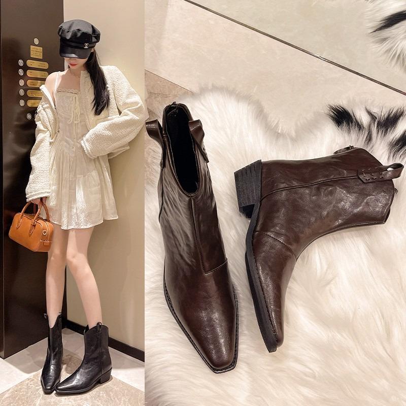 Western Style Pointed Toe Short Boots Women's Crumpled V-Notch Chunky Heel Ankle Boots Spring Autumn Fashionable Casual Boots