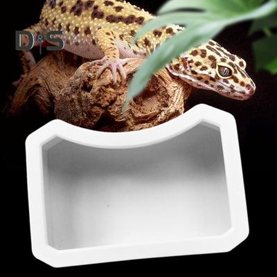 Reptile Water Bowl Plastic Food Grade Water Box Feeder Reptile Food Water Dish Pet Aquarium Ornament