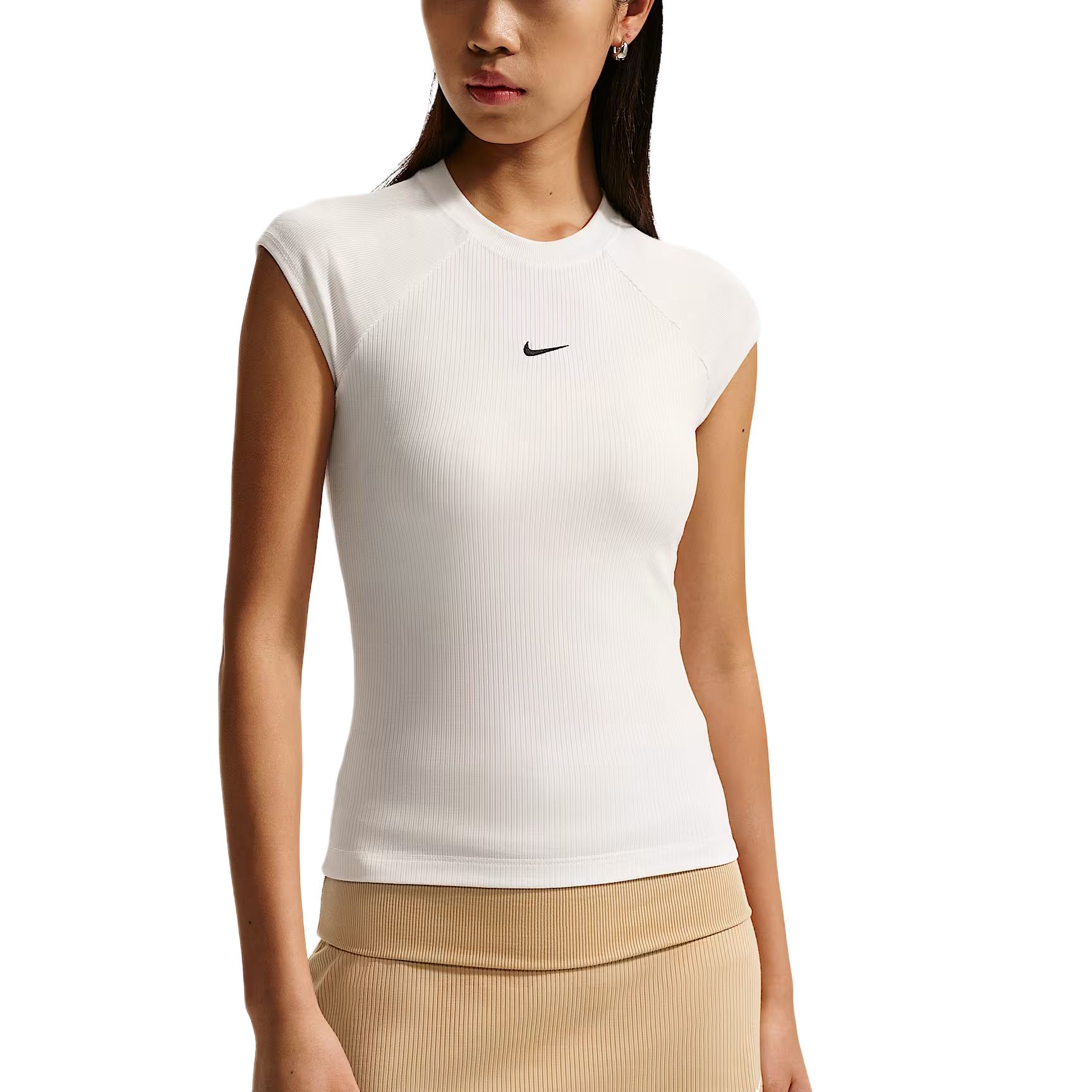 

Nike Sportswear T Shirt Women s IF0243-133 L