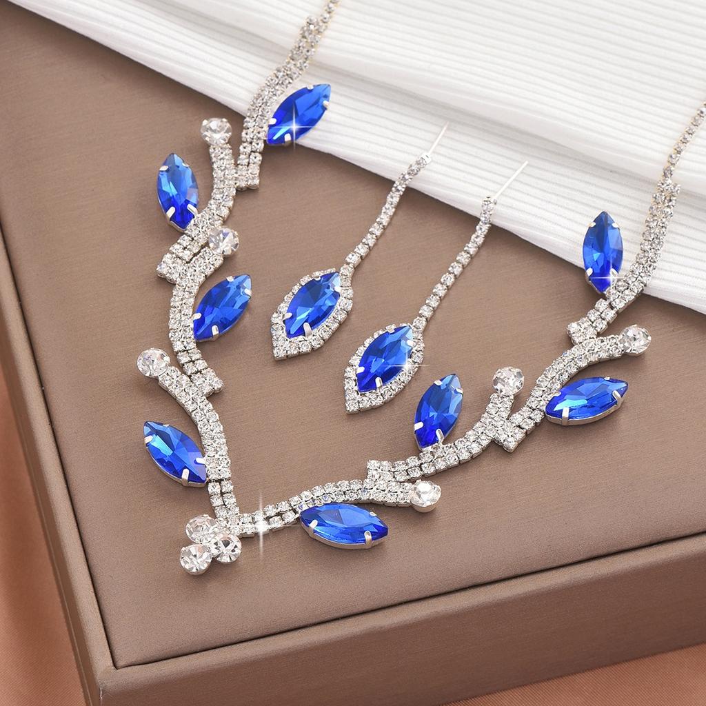 2025 New Design Fashion Water Diamond Necklace Earrings Two-Piece-Set Suitable For WeddingBridal Banquet Party Holiday Gift