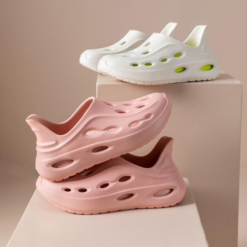 Drifting Hole Shoes Women's Summer Wading Creek Shoes Non-slip and Non-smelly Feet Outdoor Beach Playing with Water Driving Cool Slippers