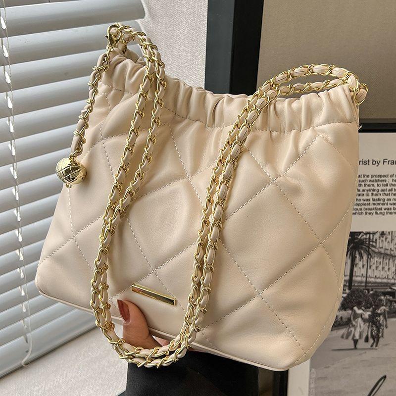 

Premium sense small bag female new Internet celebrity diamond diamond chain bag popular shoulder small fragrant bag bucket bag бежевый