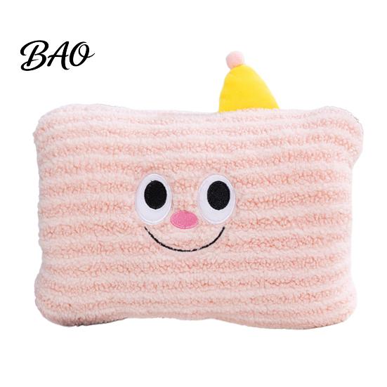 Office Desk Nap Pillow Cartoon Plush Hand Pillow, Winter Non-Electrical Warming Muff, Soft Home Relaxation Throw Cushion for Cold Weather, Home,