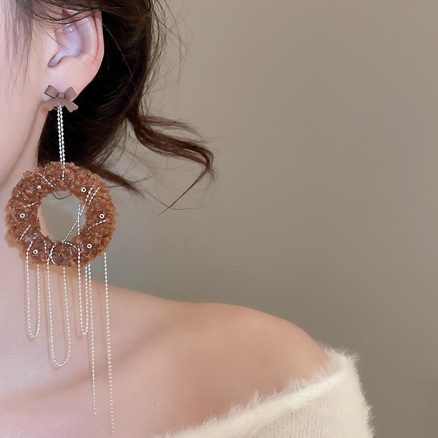 Silver Needle Fluffy Tassel Bow Earrings: Retro, Creative, High-End Winter Accessories for Women
