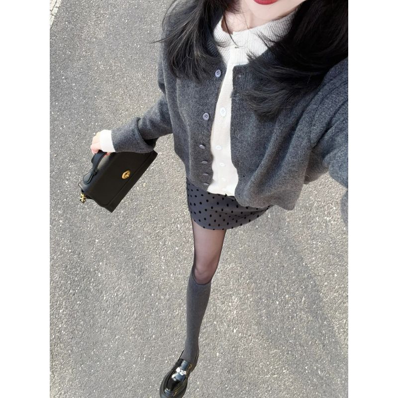 

Spring Gray Cardigan round Neck Bottoming Tops Fake Two-Piece Grey 2XL [Suggested 65.00 kg-75.00 kg]]
