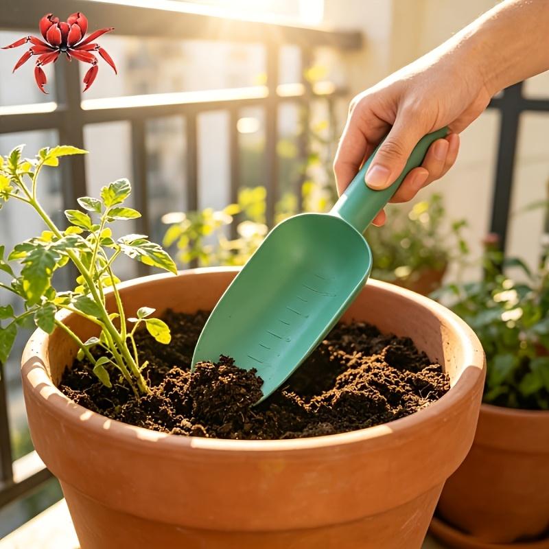1 Pc Plastic Garden Shovel with Scale Markings, Handheld Soil Scoop for Loosening Soil, Digging, Planting Flowers and Vegetables