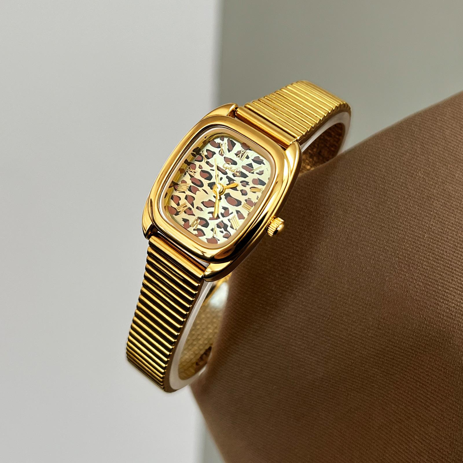 Retro Leopard Print Bamboo Watch Women S Niche High-End Snake Bone Chain Wind Temperament Adjustable Watch