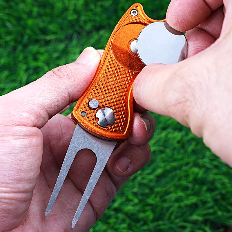 In-Stock Aluminum Folding Golf Divot Tool with Logo - Compact Course Fork & Gift Accessory