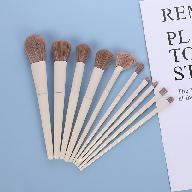 10-Piece Makeup Brush Set With Soft Synthetic Bristles Blush Powder Concealer Eyeshadow - Long Handle Cream White