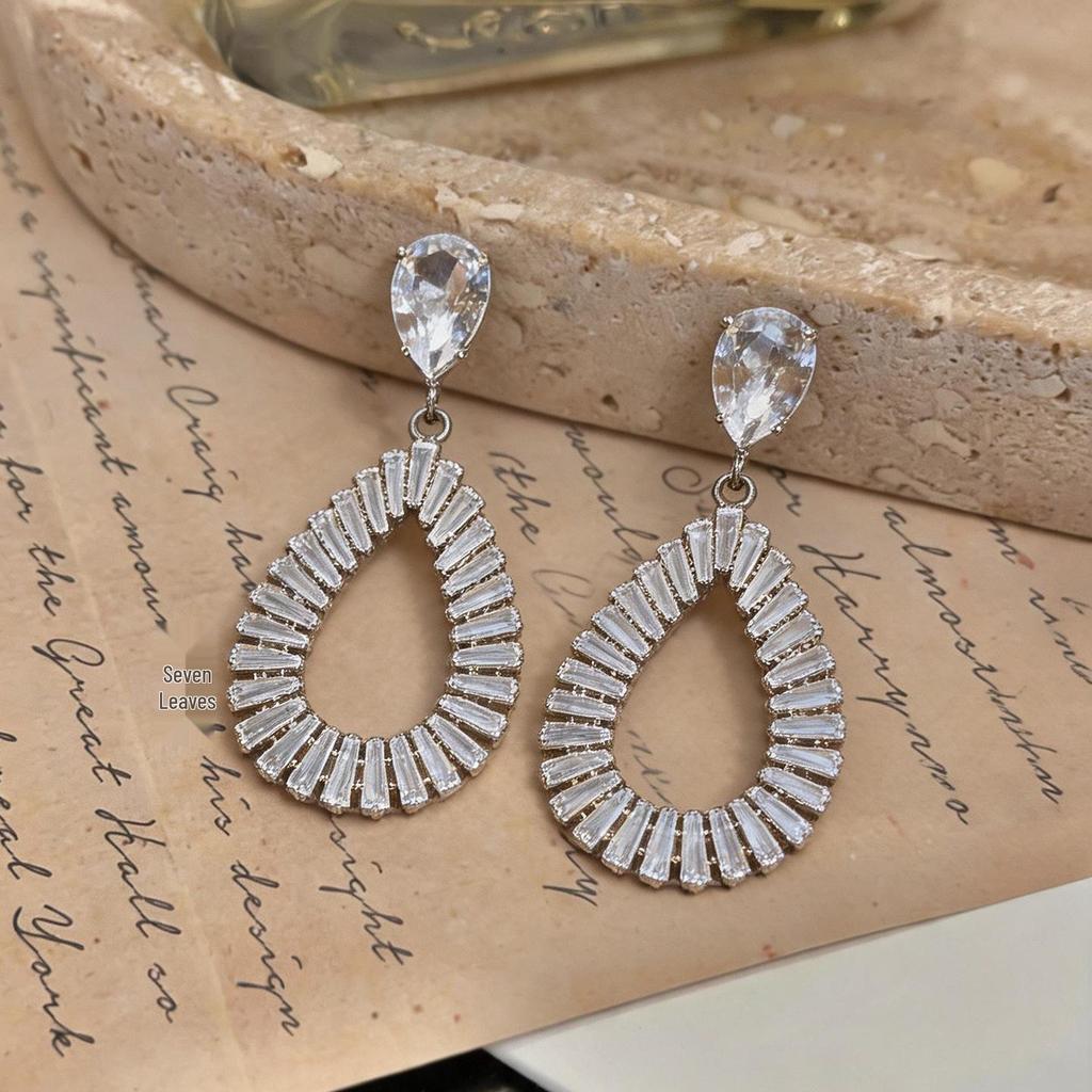 Silver Needle Zirconia Water Drop Earrings: European & American Style, Light Luxury Design for Women.