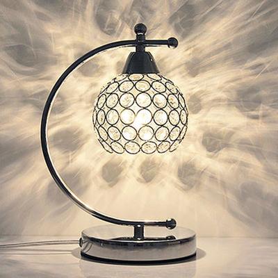Jednoduchá moderní stolní lampa Obývací pokoj Ložnice Postel Teplá a romantická dekorace Křišťálová stolní lampa Noční lampa